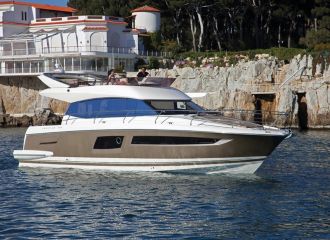 PRESTIGE 500 FLY YACHT CHARTER