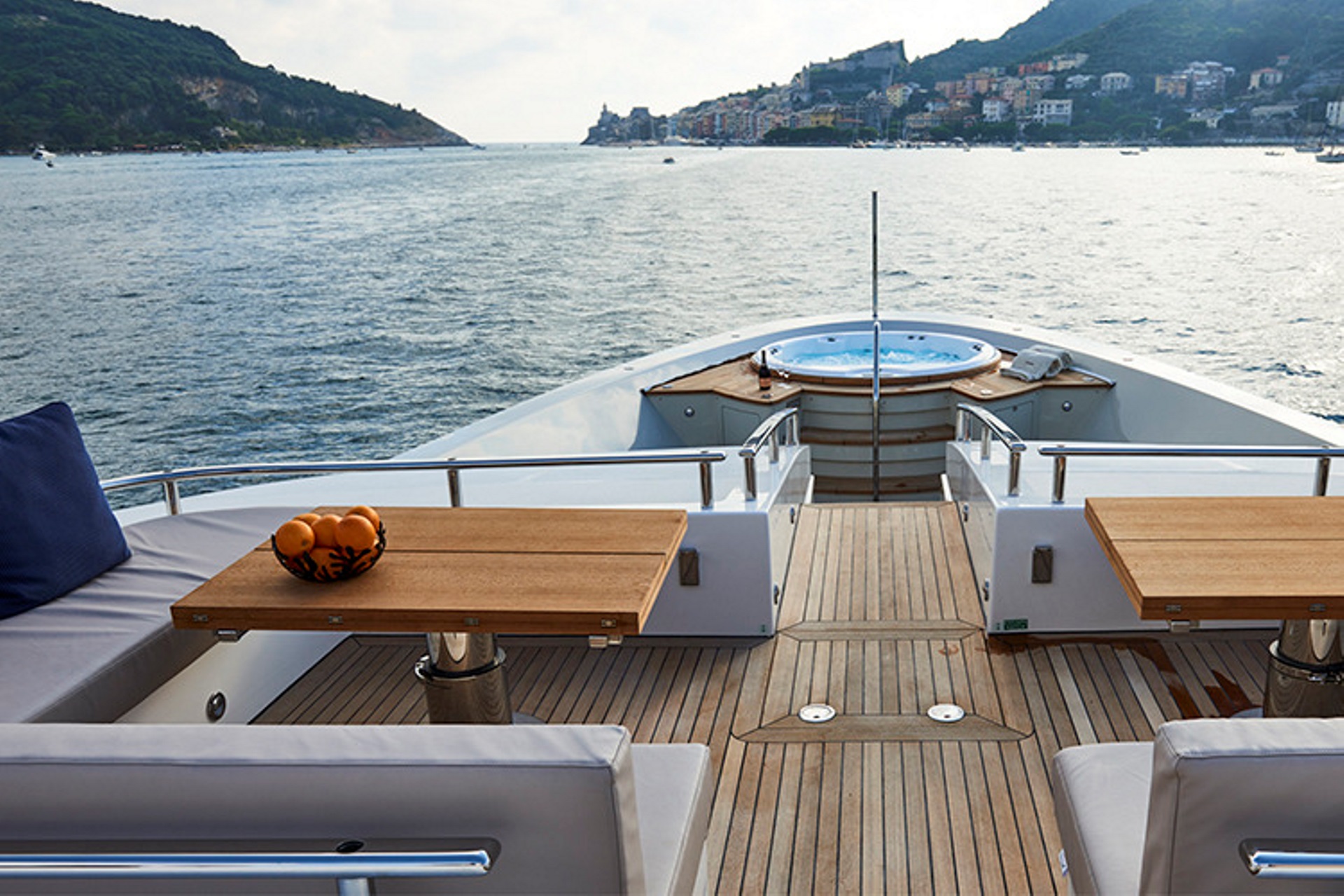 sanlorenzo yacht charter