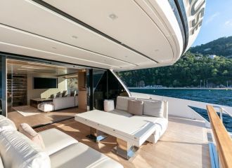 MAIN DECK AFT