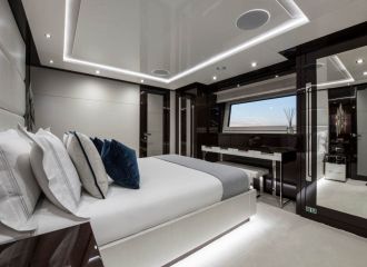 DOUBLE CABIN