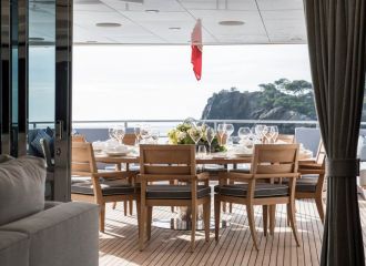 UPPER DECK ALFRESCO DINING