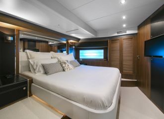 DOUBLE CABIN