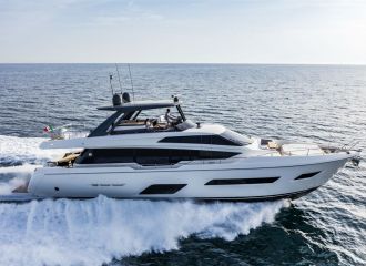 FERRETTI 780 YACHT FOR CHARTER