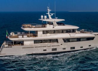 33M CANTIERE DELLE MARCHE