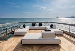 Riva 110 Dolcevita yacht rental French Riviera - flybridge