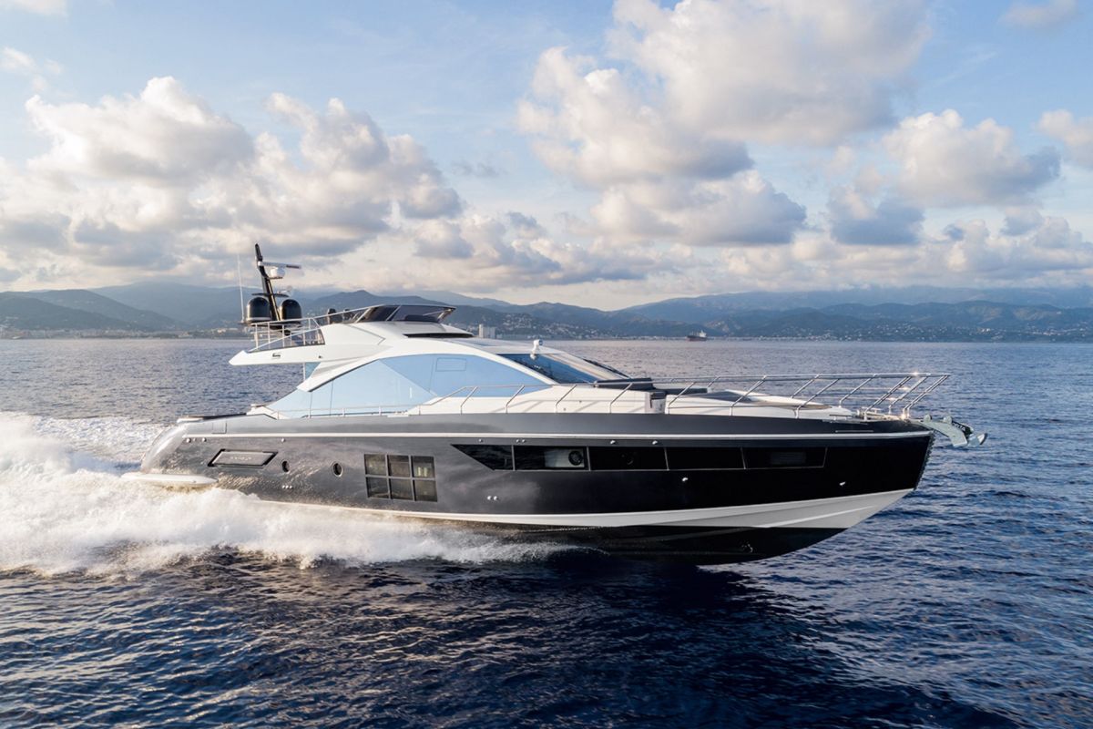 AZIMUT S7 YACHT FOR CHARTER