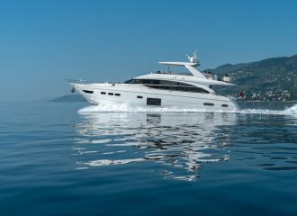 PRINCESS 82 YACHT FOR CHARTER