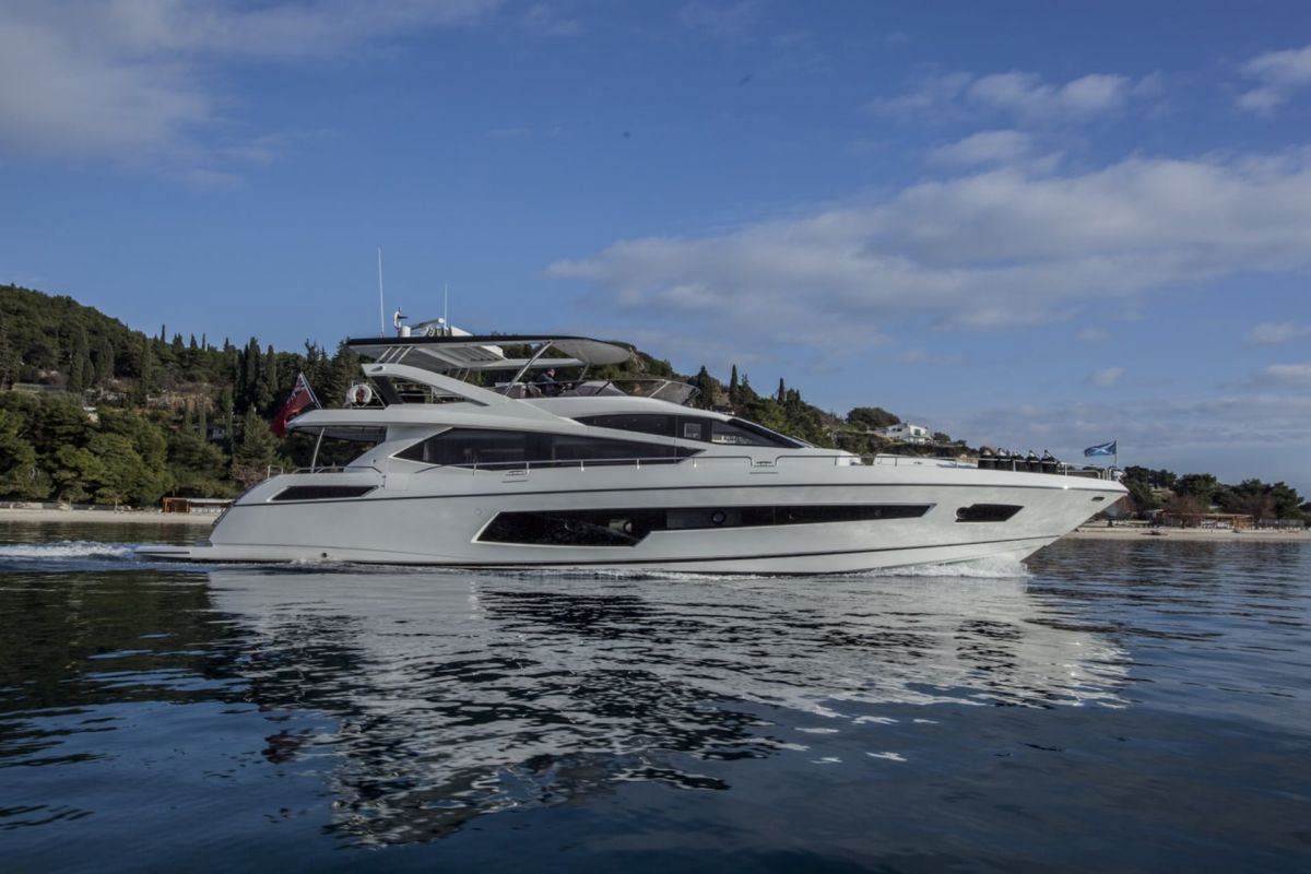 SUNSEEKER 75 YACHT  FOR CHARTER