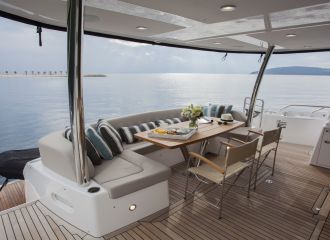 MAIN DECK AFT