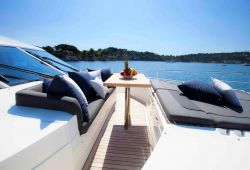 Princess 72 yacht rental French Riviera - foredeck