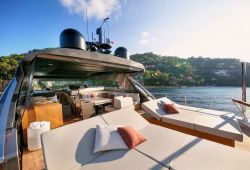 Sanlorenzo SX88 boat for charter French Riviera - sunpads on the flybridge