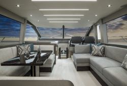 Sunseeker Manhattan 66 yacht rental French Riviera - salon