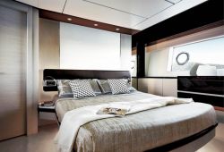 Azimut yacht rental in the south of France