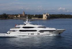 Sunseeker 155 yacht for charter French Riviera - cruising in the south of France