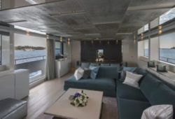 Sanlorenzo SL96 yacht rental French Riviera - salon