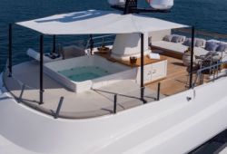 Sanlorenzo SD112 boat for charter French Riviera - sundeck