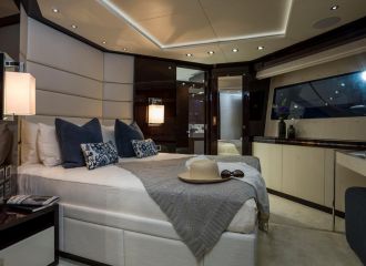 DOUBLE CABIN