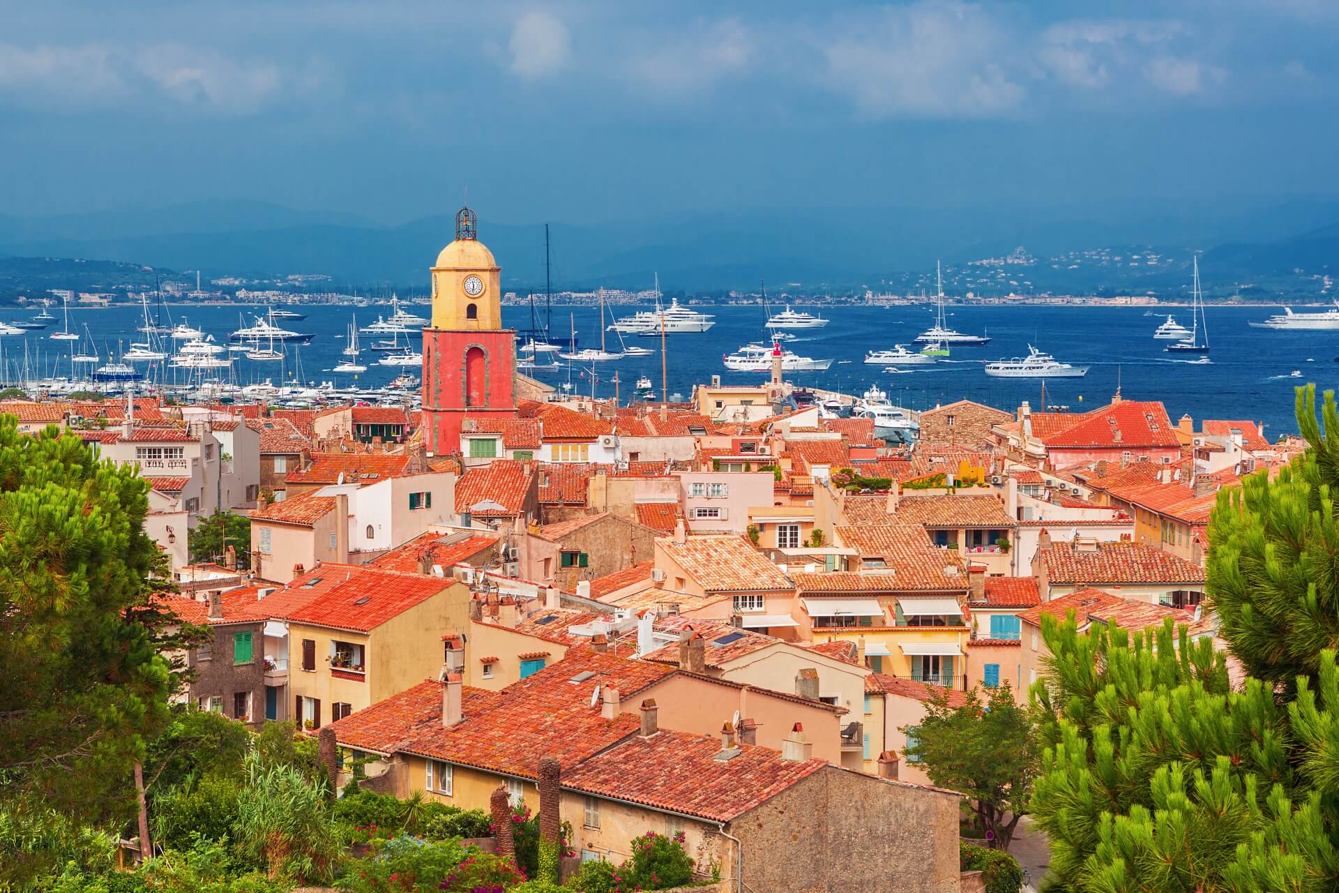 Yacht charter St Tropez village, yacht & boat rental - Talamare