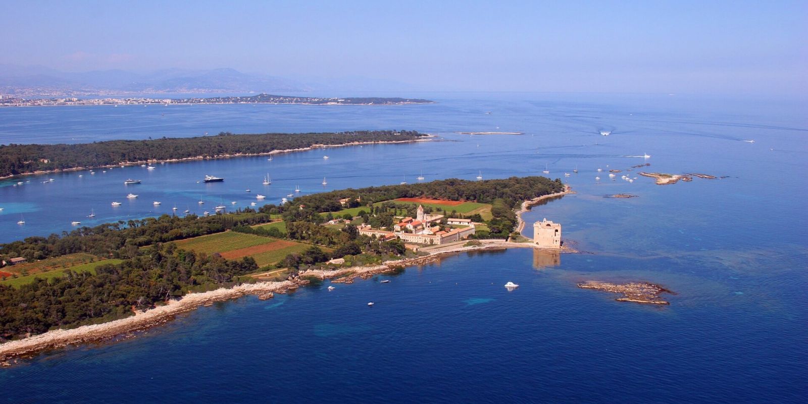 https://www.talamare.com/medias/Yacht charter Cannes Lerins islands, yacht rental Cannes