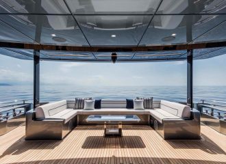 MAIN DECK AFT