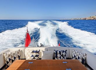 MAIN DECK AFT