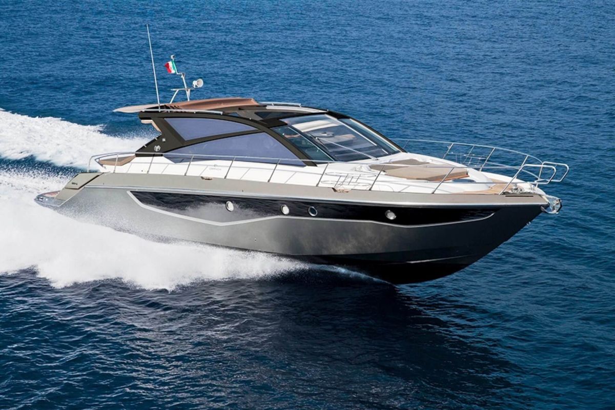 CRANCHI 60 ST YACHT FOR CHARTER