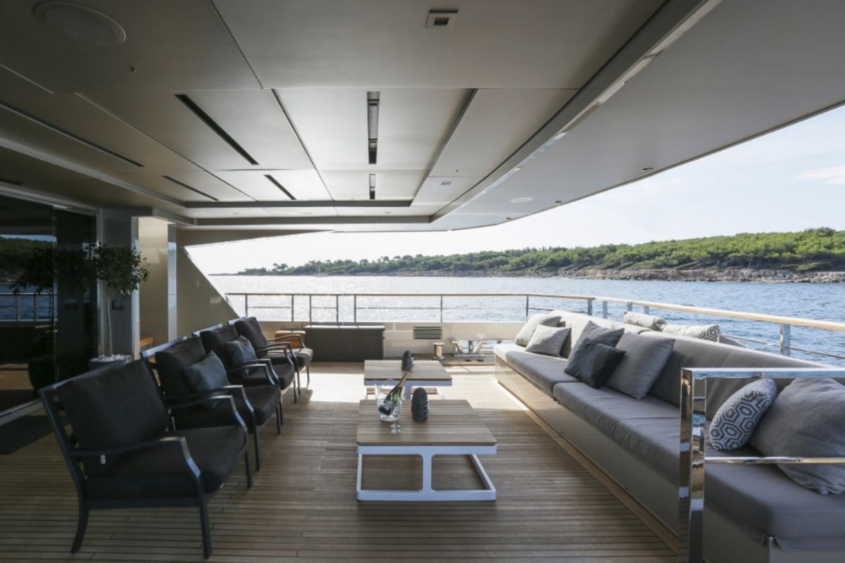 AFT DECK