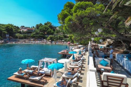 Bonj Les Bains Mediterranean restaurant beach club in Hvar in Croatia