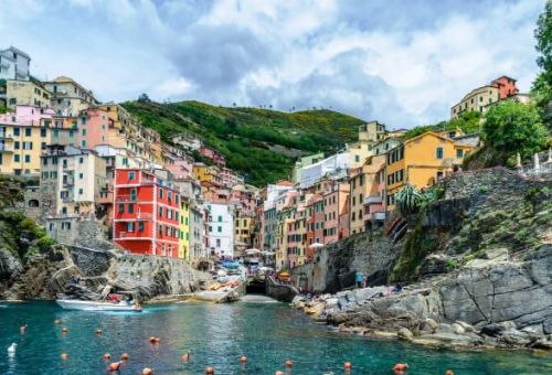 The fishing village of Riomaggiore in the Cinque Terre