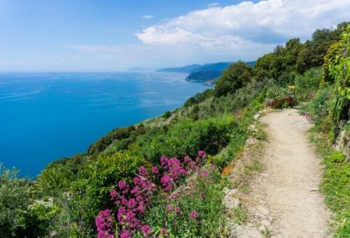 The coastal path is ideal for hiking in the Cinque Terre