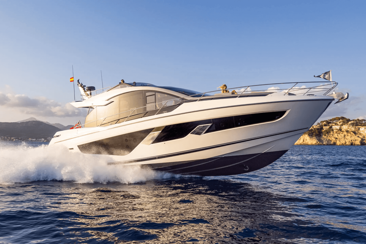 SUNSEEKER 65 SPORT YACHT FOR CHARTER