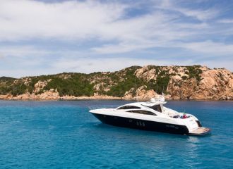 SUNSEEKER PREDATOR 72 AT ANCHOR