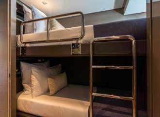 TWIN CABIN