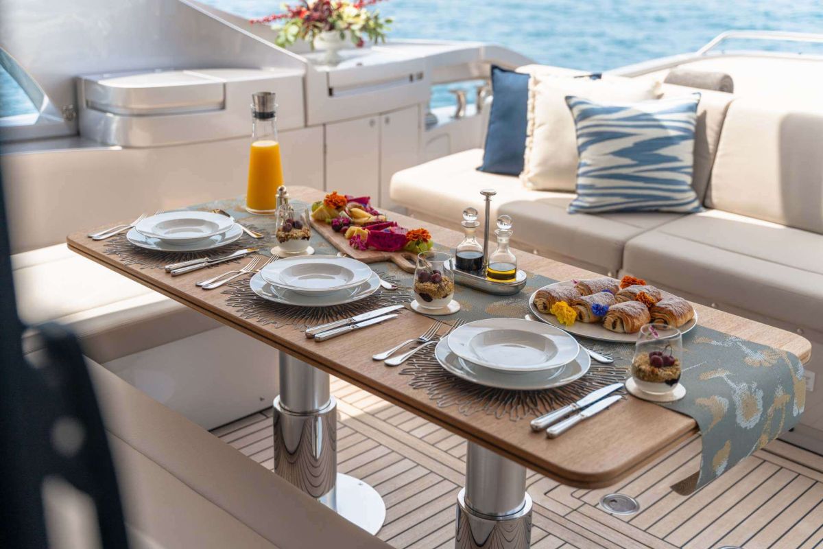 AFT DECK DINING