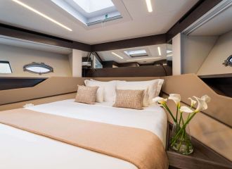 DOUBLE CABIN