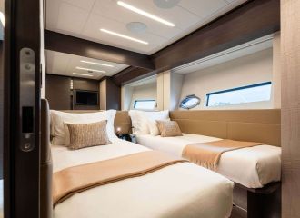 TWIN CABIN