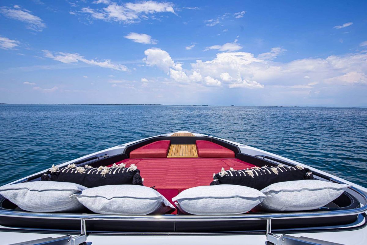 FOREDECK