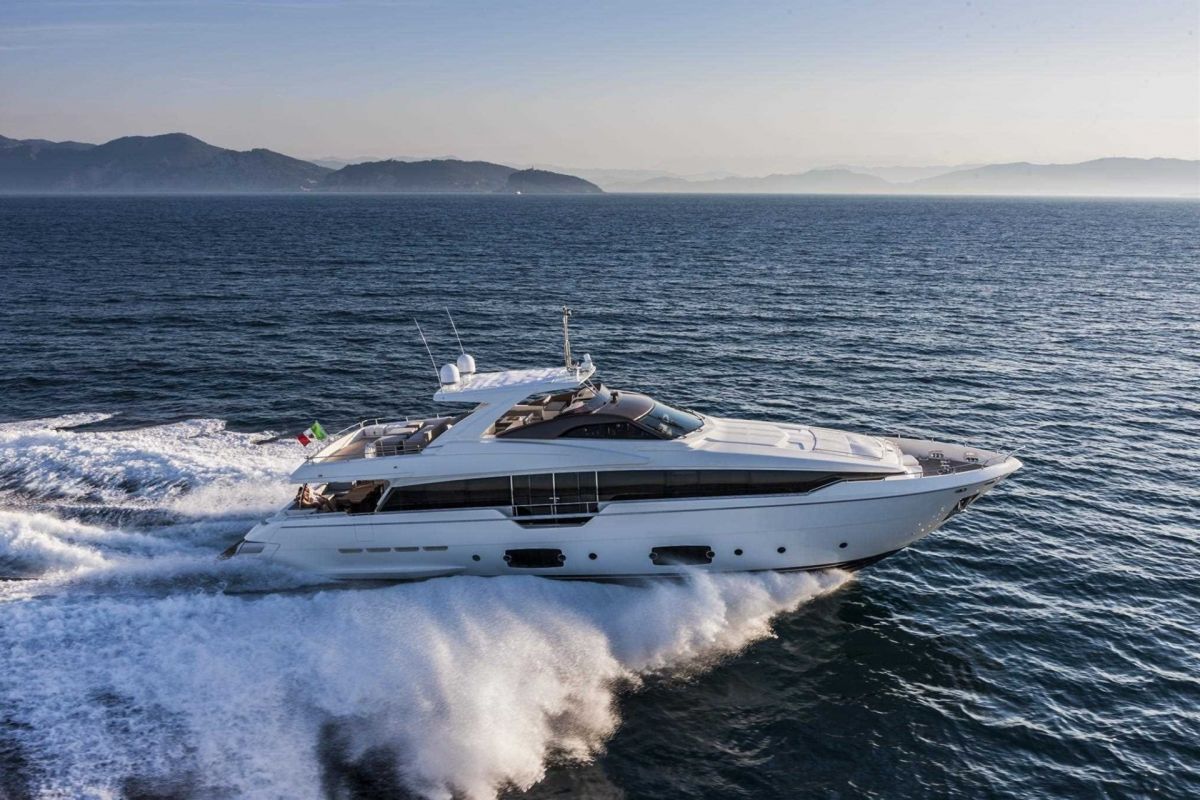 FERRETTI 960 YACHT FOR CHARTER