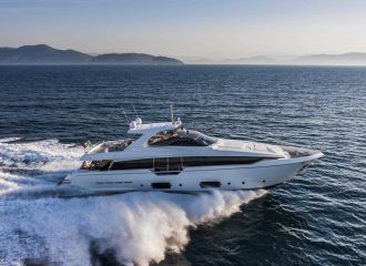 FERRETTI 960 YACHT FOR CHARTER