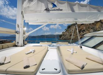 FOREDECK JACUZZI