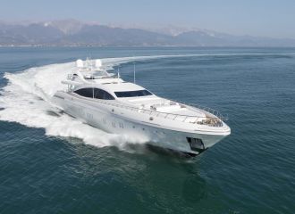 MANGUSTA 165E YACHT FOR CHARTER