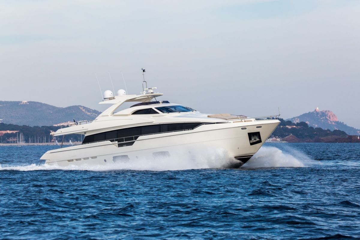 FERRETTI 960 YACHT FOR CHARTER