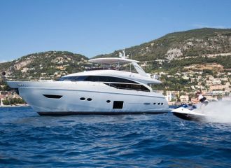 PRINCESS 88 YACHT FOR CHARTER