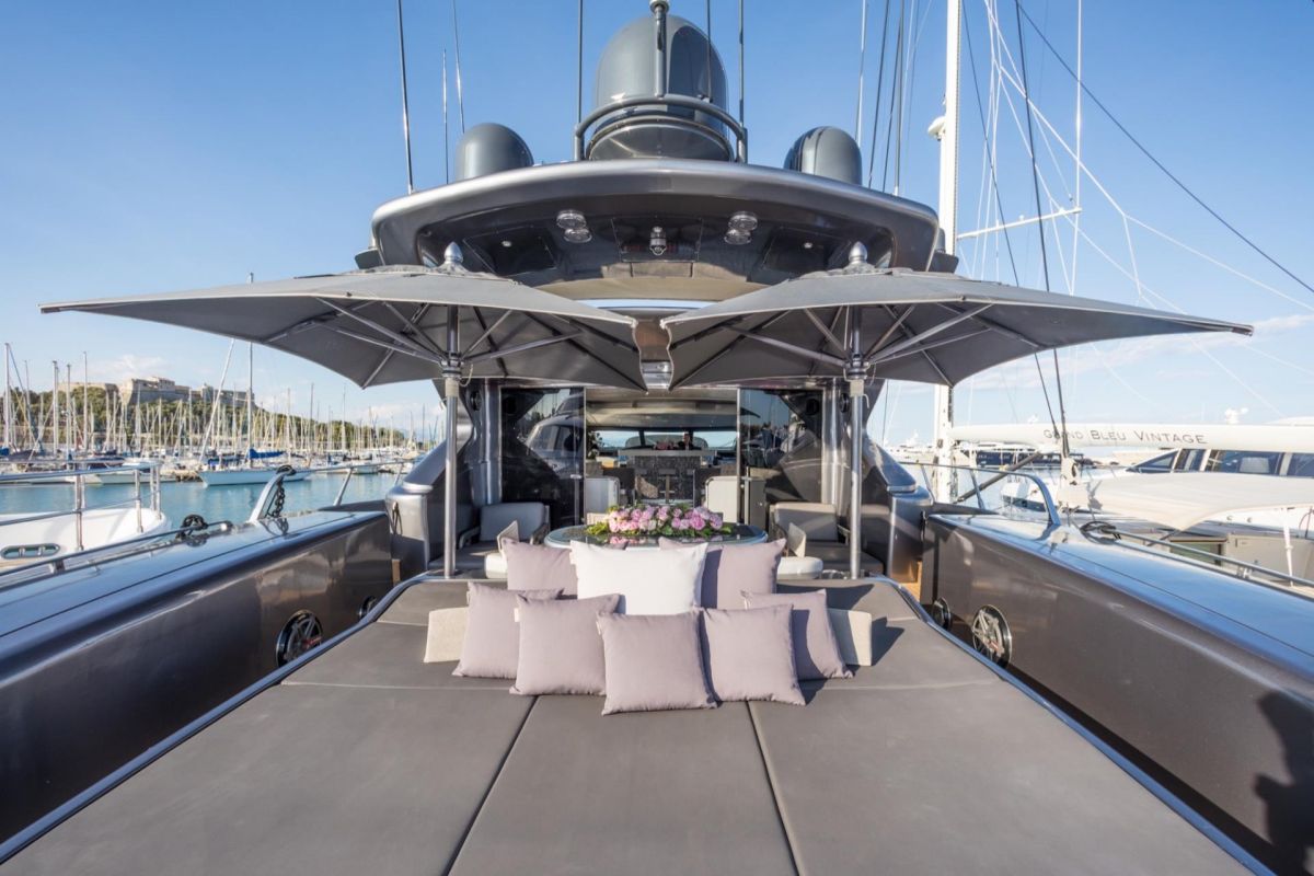 AFT DECK SUNPAD