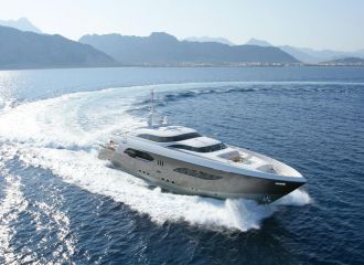 TAMSEN 40M YACHT CRUISING