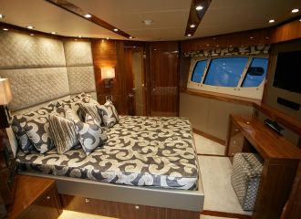 DOUBLE CABIN