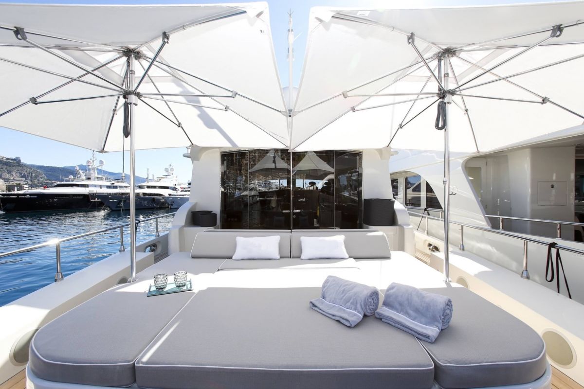 AFT DECK SUNPAD